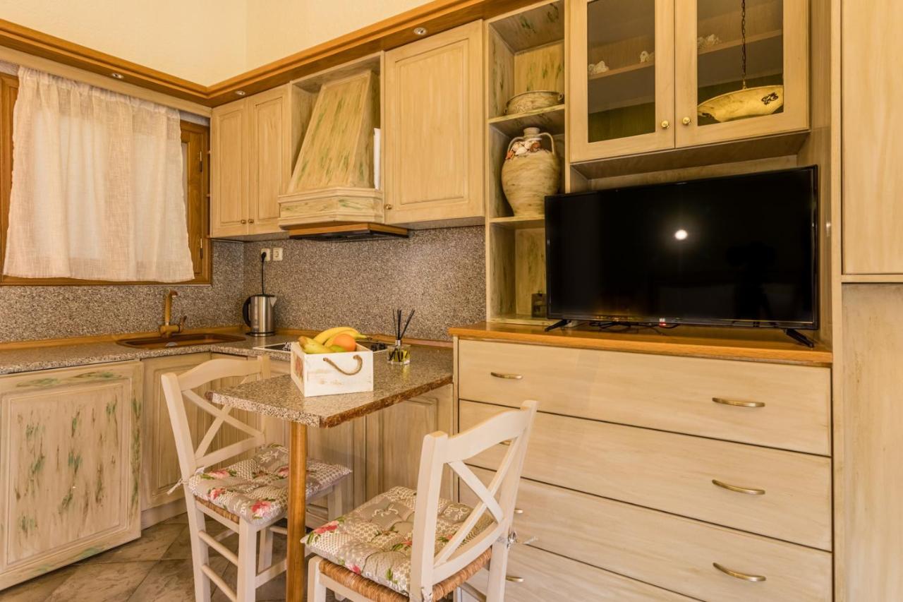 Niriides Apartments Stoúpa Extérieur photo